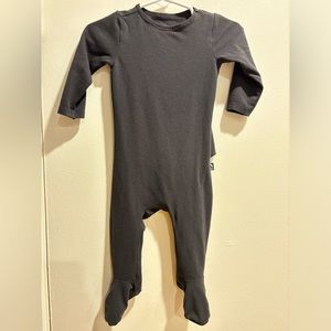 black long sleeve rags